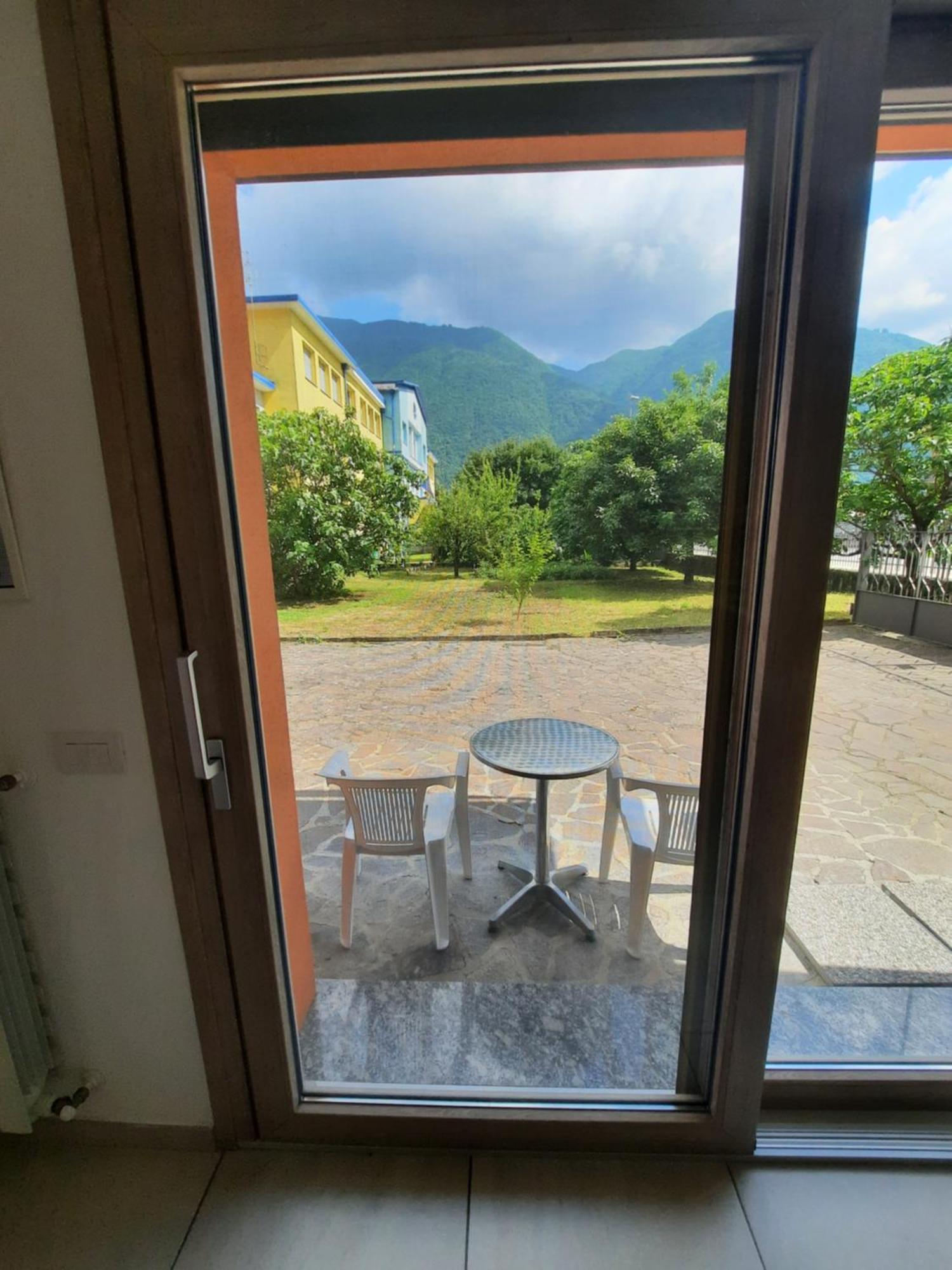 Villa La Rosa Di Emma Porlezza Exterior foto